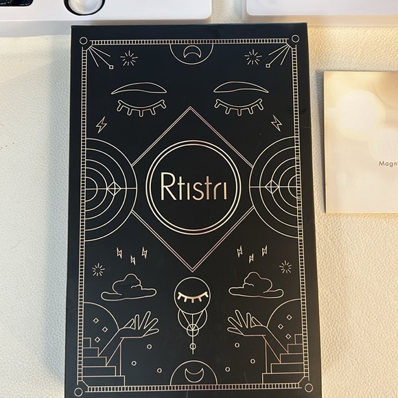 Magnetic eyeliner & Eyelashes Kit - Picture 4 of 7